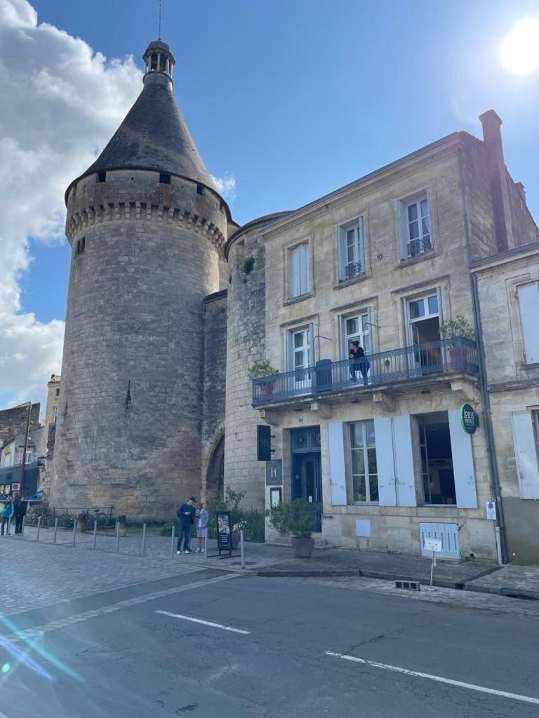 Hotel De La Tour Libourne Buitenkant foto